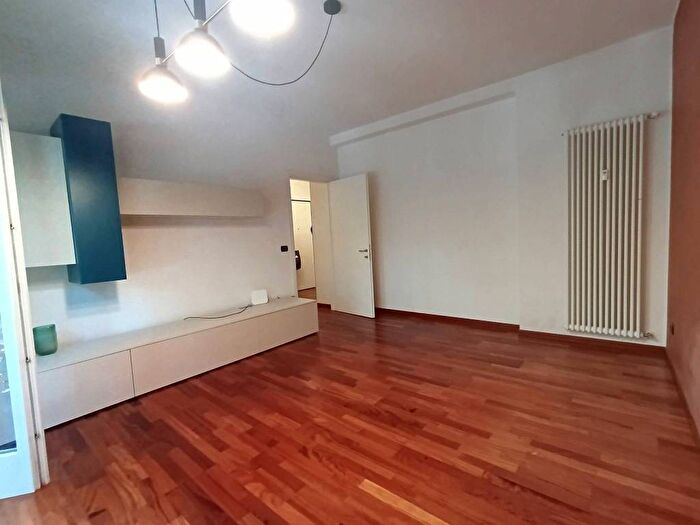 Appartamento trilocale in affitto in Via Duca degli Abruzzi, Città Giardino, Padova