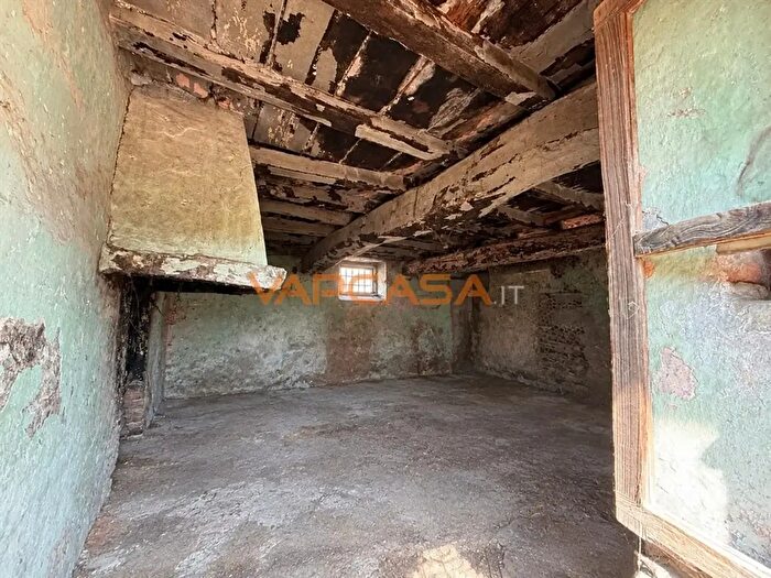 Casa bilocale in vendita in Via Tinrorie, Pumenengo