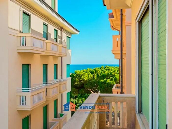 Appartamento trilocale in vendita in Via Visitazione, Sanremo