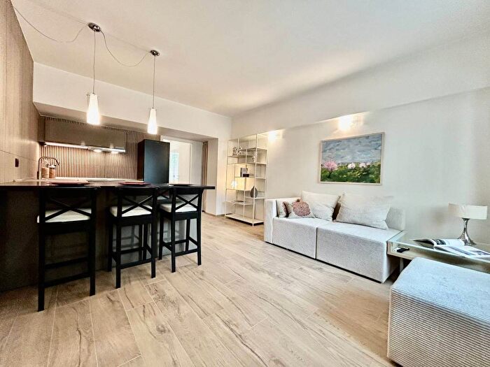 Appartamento bilocale in affitto in Via Luigi Gordigiani, Ponte di Mezzo Circondaria, Firenze