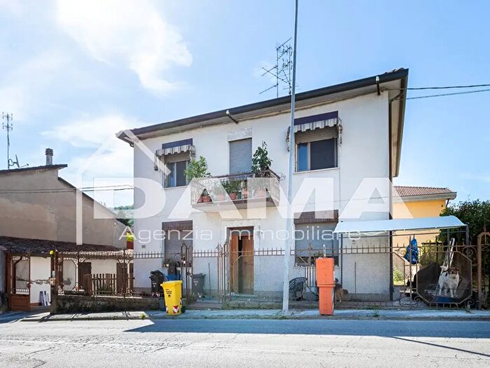 Casa con 6 locali in vendita in Via Meldola, Bertinoro