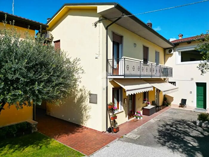 Casa quadrilocale in vendita in Via San Felice, Breganze