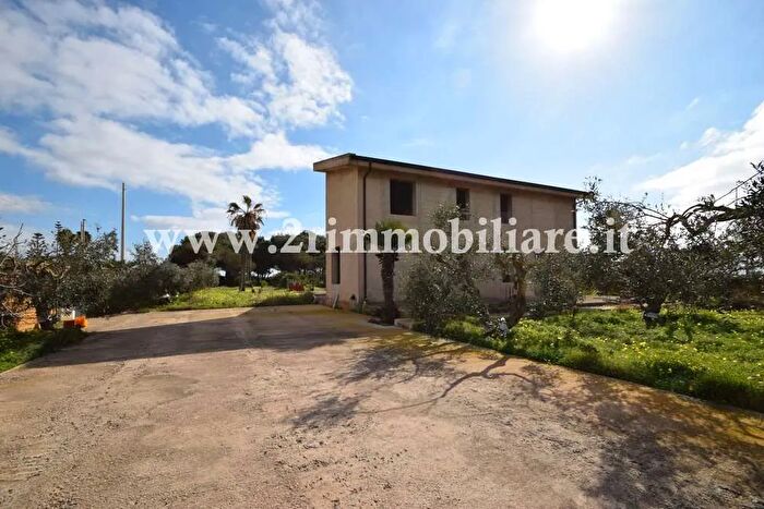 Casa con 8 locali in vendita in Torretta Granitola, Mazara Del Vallo