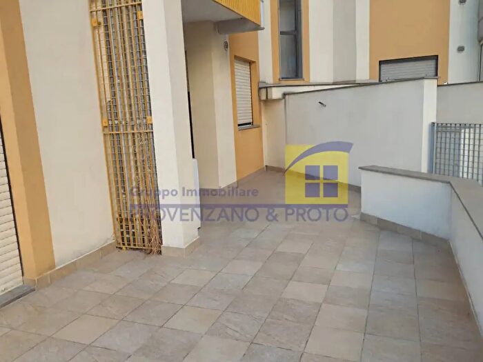 Appartamento trilocale in vendita in Via Vittorio Occorsio, Brindisi