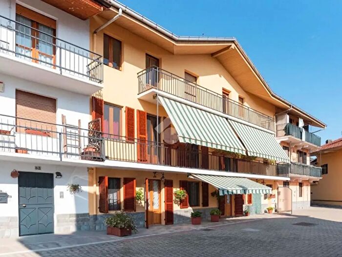 Casa con 10 locali in vendita in Borgata Rossignoli, Cirie'