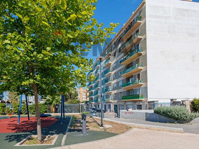 Appartamento trilocale in vendita in Via Francesco Zampari, Bari