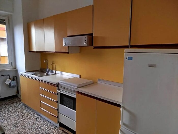 Appartamento bilocale in vendita in Via IV Novembre, Corsico