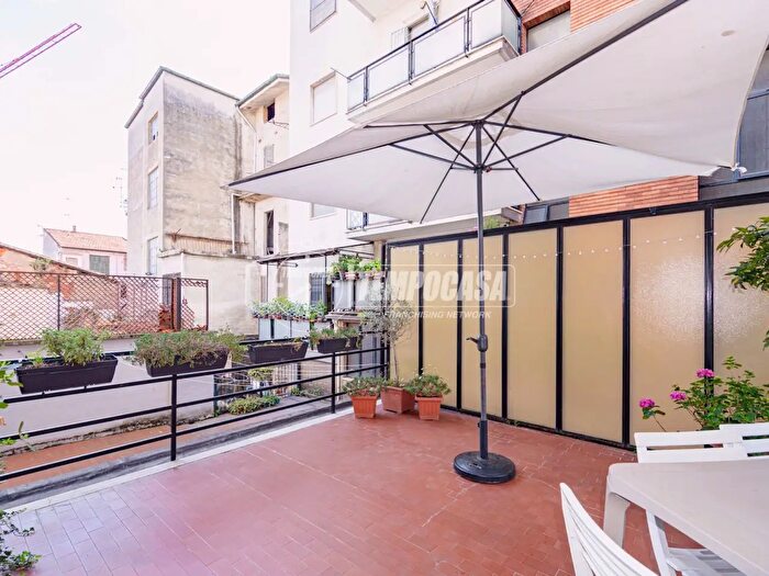 Appartamento trilocale in vendita in Via Carrobbio, Vigevano