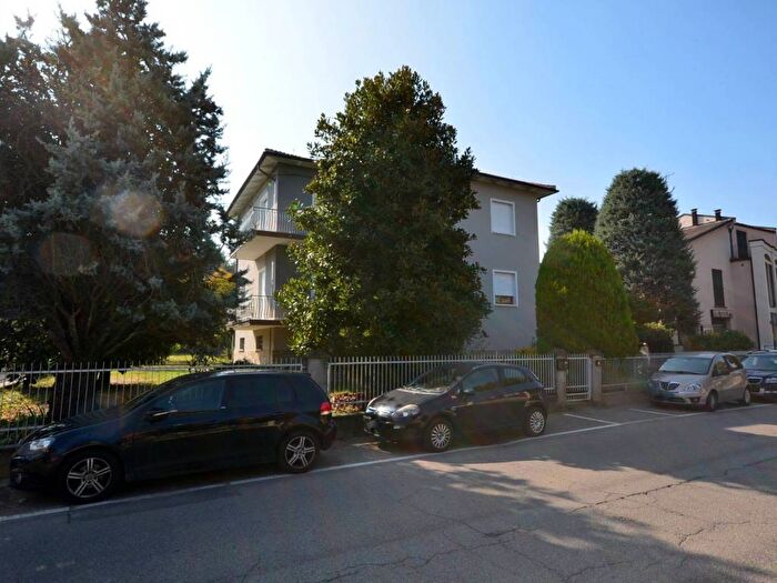 Appartamento con 6 locali in affitto in Via Novembre, Crespellano, Valsamoggia