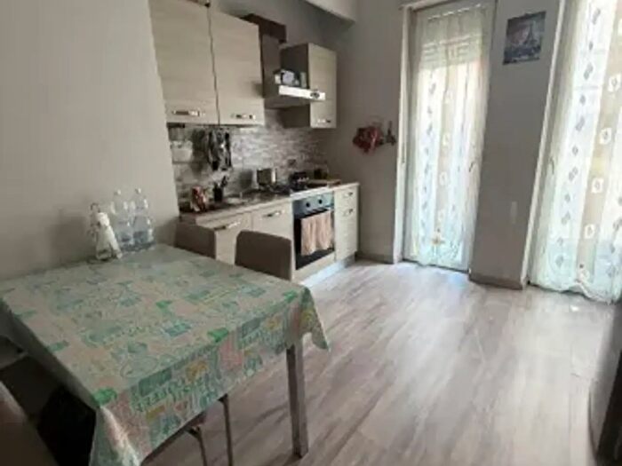 Appartamento bilocale in vendita in Via Vallarsa, Torino