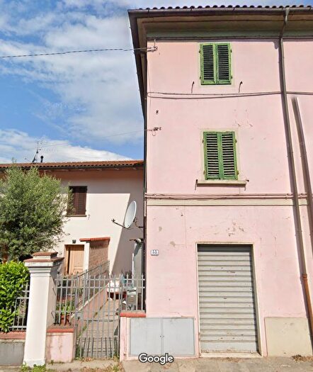 Casa con 5 locali in vendita in Pistoia