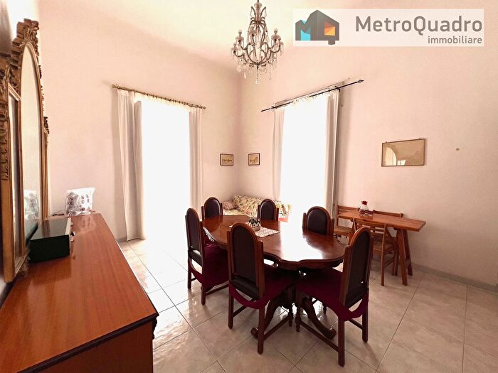 Appartamento bilocale in vendita in Via Giuseppe Mazzini, Taranto