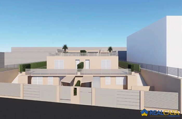 Casa con 6 locali in vendita in Via dei Tulipani, Staletti