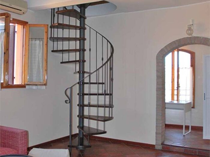 Appartamento trilocale in affitto in VIA DELLALLORO, Centro Storico, Modena