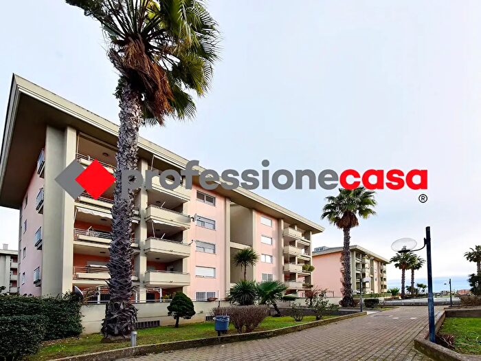 Appartamento quadrilocale in vendita in Via Pertini, San Nicola La Strada