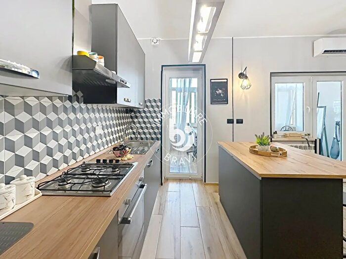 Appartamento trilocale in vendita in Via Raffaello, Santa Marinella