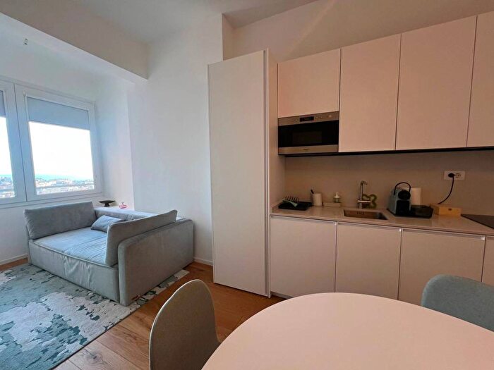 Appartamento monolocale in affitto in Via Gabriele DAnnunzio, Centro Città, Genova