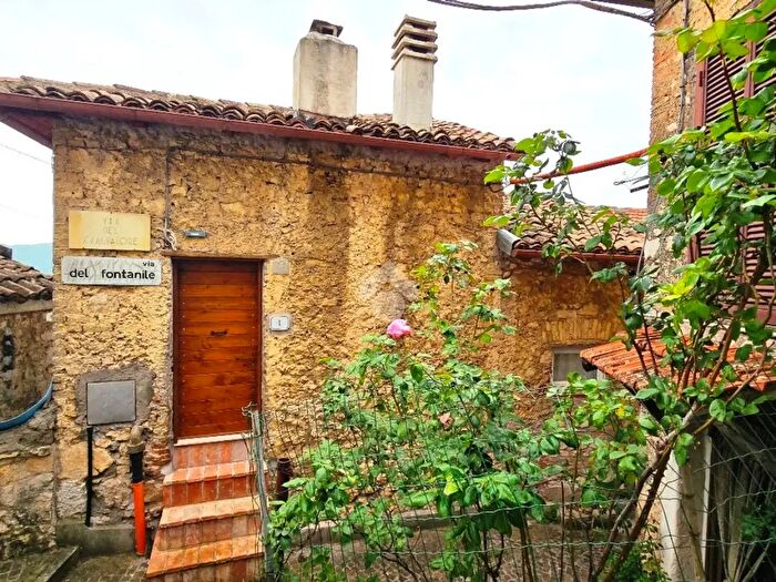 Appartamento bilocale in vendita in Via San Salvatore, Fiuggi