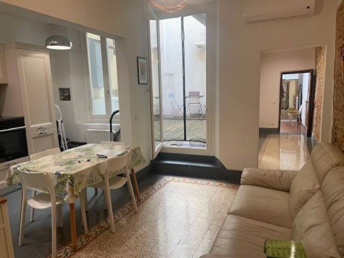 Appartamento con 5 locali in affitto in Borgo Ognissanti, Borgo Ognissanti Il Prato, Firenze