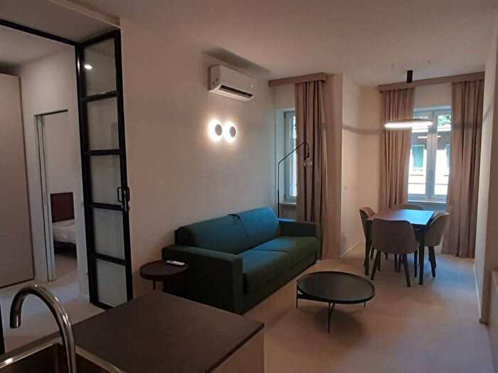 Appartamento bilocale in affitto in Via Felice Casati, Buenos Aires, Milano