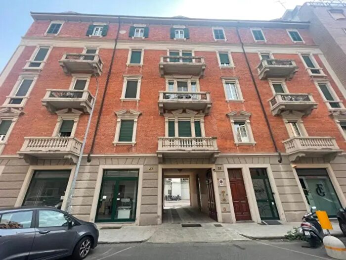 Appartamento trilocale in vendita in Via Montegrappa, Alessandria