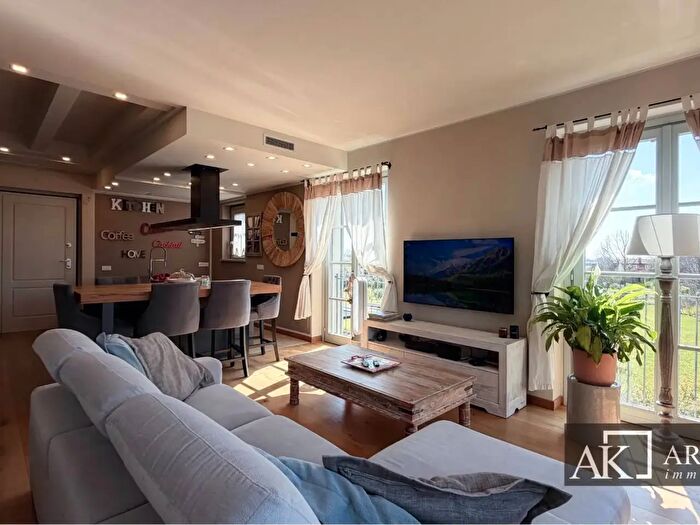 Appartamento trilocale in vendita in Via Sant Isidoro, Bogogno