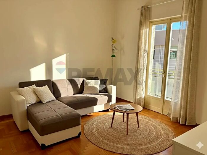 Appartamento trilocale in vendita in Costa Volpino