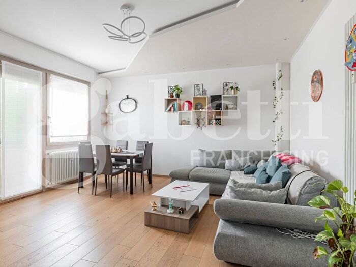 Appartamento trilocale in vendita in Via Alberto Dallolio, Mazzini Fossolo, Bologna