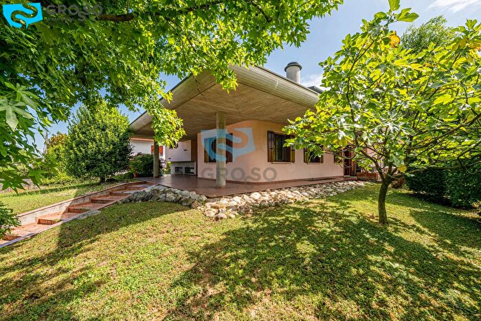 Casa in vendita in Casier