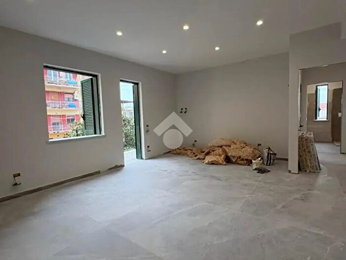 Appartamento trilocale in vendita in Via Alcide De Gasperi, Afragola