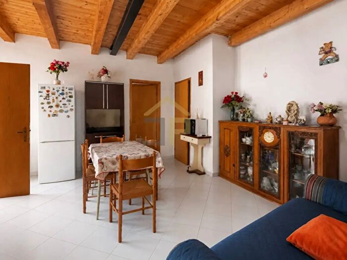 Appartamento trilocale in vendita in Discesa delle Capre, Palermo