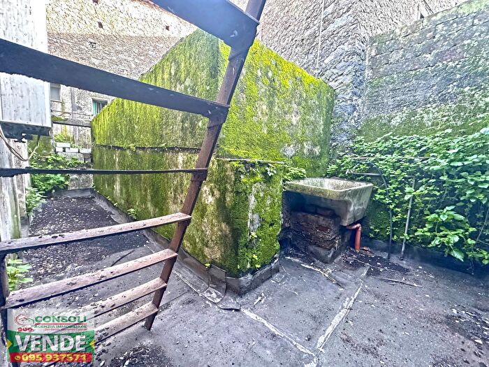 Casa con 5 locali in vendita in Via Monsignore Nicotra, SantAlfio