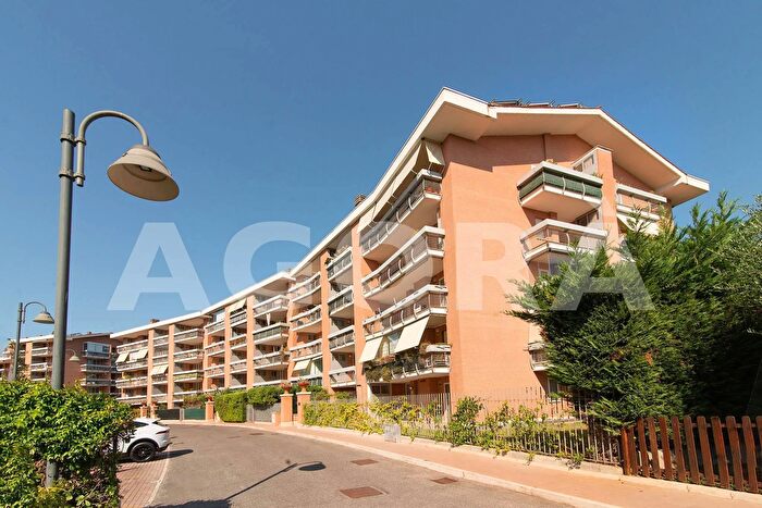 Appartamento quadrilocale in vendita in Roma