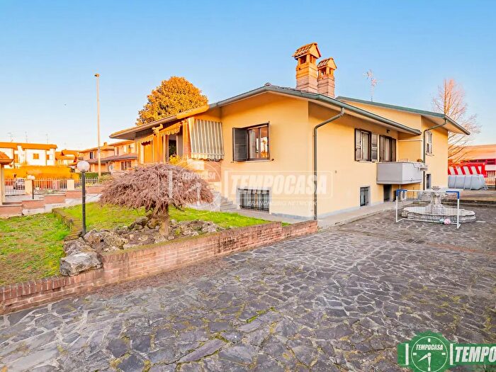 Casa quadrilocale in vendita in Via Borsellino, Castiraga Vidardo