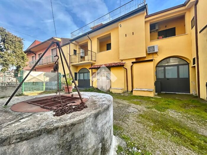 Casa con 7 locali in vendita in Via Paolo Emilio Imbriani, Cervinara