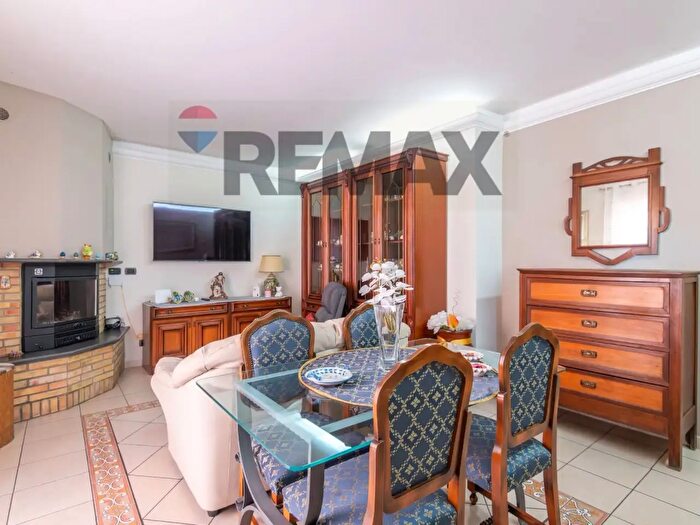 Casa con 5 locali in vendita in Via Silva, Caltagirone