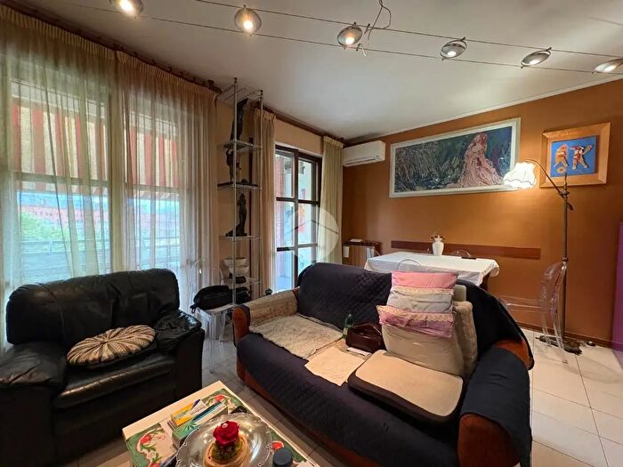 Appartamento con 5 locali in vendita in Via Veneto, Firenze