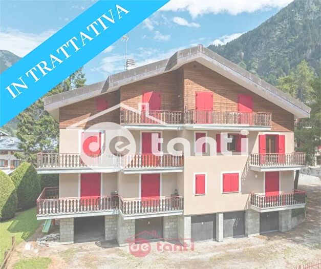 Appartamento trilocale in vendita in Via Don Guanella Campodolcino So, Campodolcino