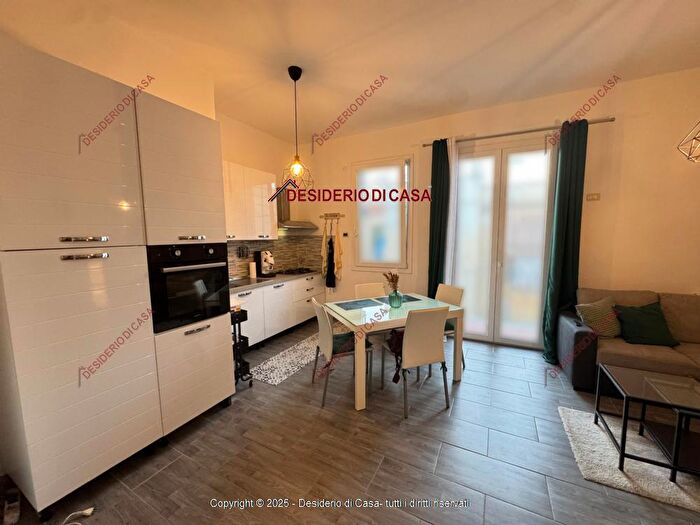 Appartamento trilocale in vendita in Via Perpignano Palermo Pa Italia, Palermo