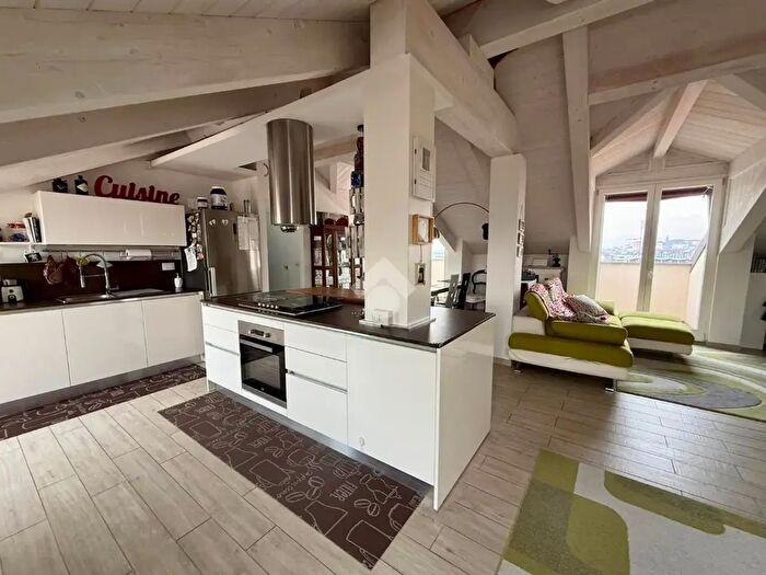 Appartamento quadrilocale in vendita in Strada Villastellone, Moncalieri