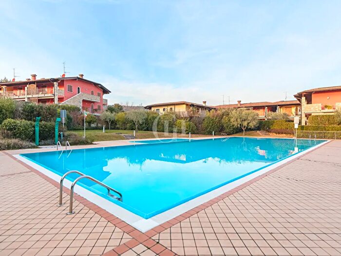 Appartamento bilocale in vendita in Via dei Mulini, Manerba Del Garda