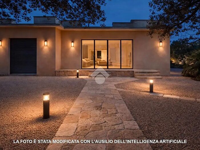 Casa con 5 locali in vendita in Strada Statale, Brindisi
