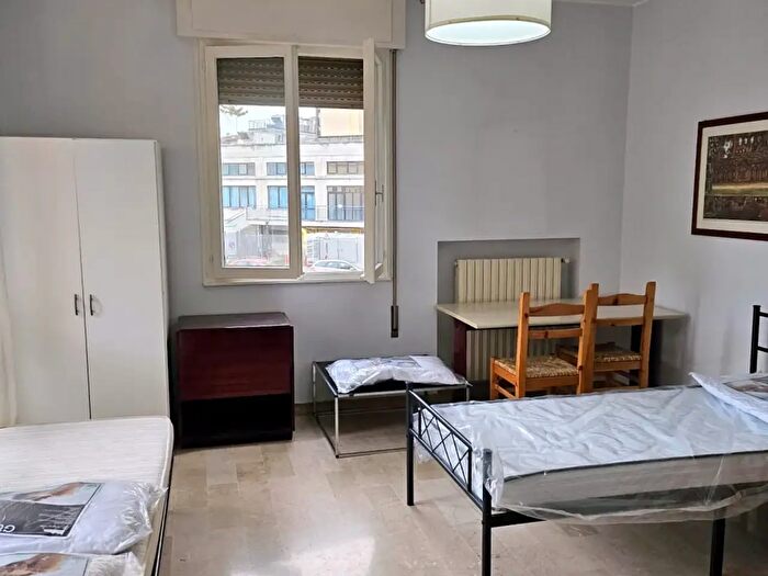 Appartamento quadrilocale in vendita in Via Canestrini, Padova