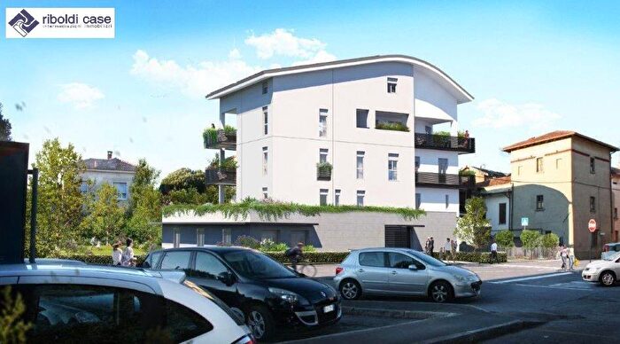 Appartamento quadrilocale in vendita in Giussano