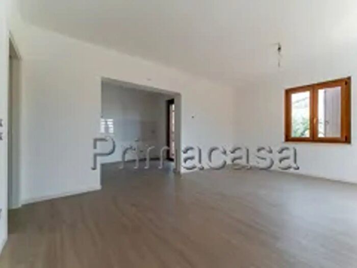 Casa quadrilocale in affitto in Via Giovanni Quintarelli, Negrar