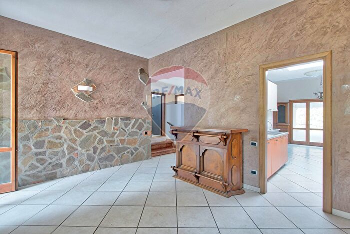 Casa quadrilocale in vendita in Via Pietro Gori, Cavriglia