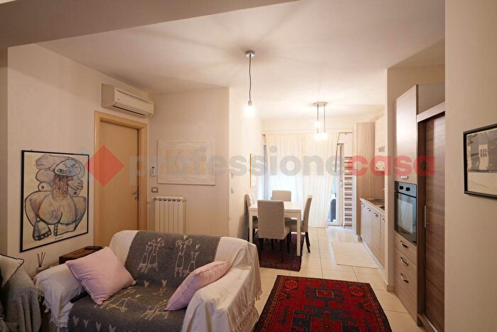 Appartamento trilocale in vendita in Via degli Eroi Snc, Cassino