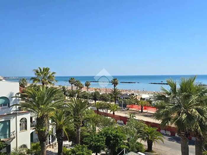 Appartamento trilocale in vendita in Via Tacito, San Benedetto Del Tronto