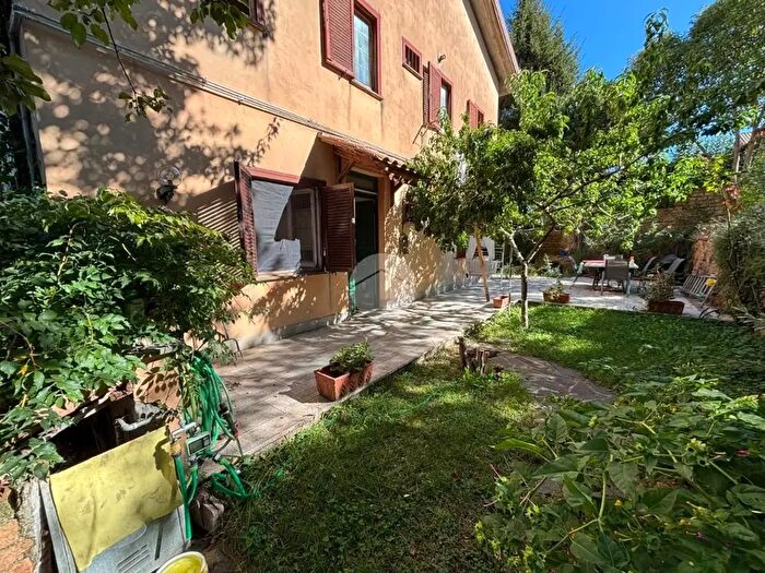Appartamento bilocale in vendita in Via Romoli, Monte Porzio Catone