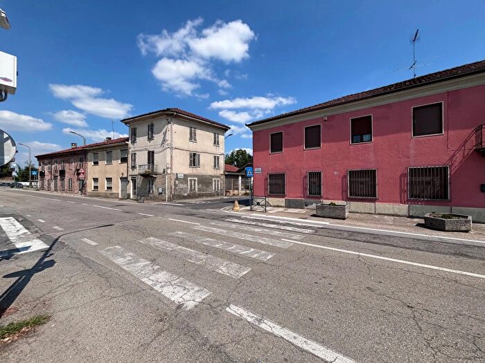 Case in Vendita e in Affitto - 3